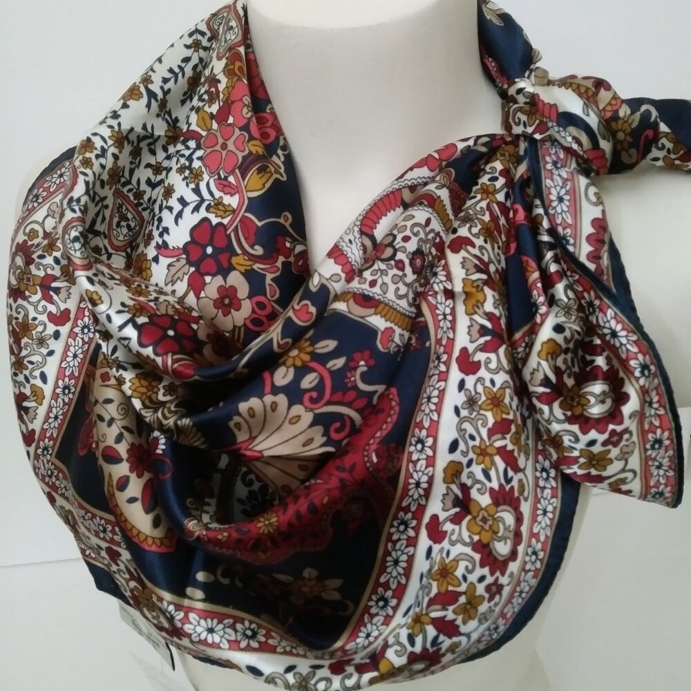 Elegant Paisley Navy Blue Silk Scarf - Picture 4 of 11